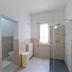 Grazioso Con Parcheggio Privato شقة
