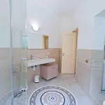 شقة Grazioso Con Parcheggio Privato بياتشينسا