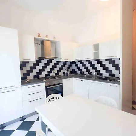 Appartement Grazioso Con Parcheggio Privato Piacenza