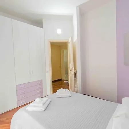 Grazioso Con Parcheggio Privato * Piacenza