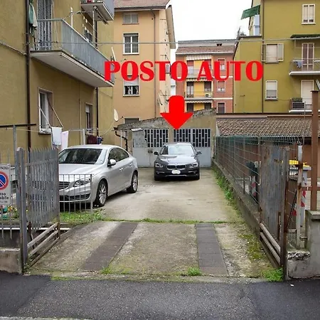 Grazioso Con Parcheggio Privato * Piacenza
