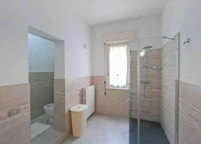 Grazioso Con Parcheggio Privato Apartman