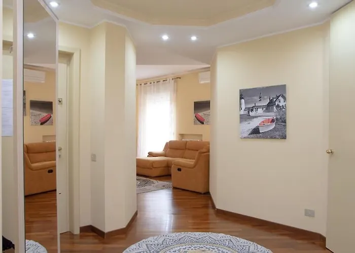 Grazioso Con Parcheggio Privato * Piacenza