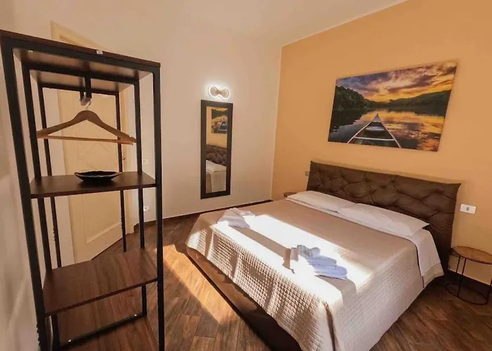 Grazioso Con Parcheggio Privato Apartman Piacenza